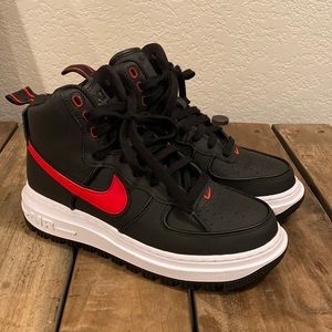 Air Force 1 Boot ‘Black University Red’